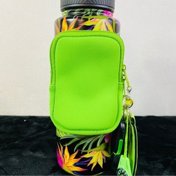 Water Bottle Pocket Key Finder Whistle Flashlight - Picture 4 of 8